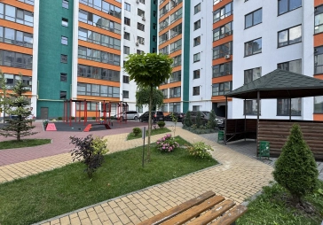 Продаж 3 кімнатної 2 рівневої квартири в Житомирі.